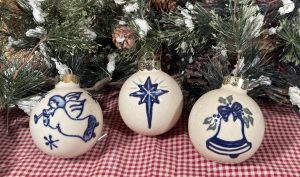 Christmas Ball Ornaments - Peace on Earth (3 pieces)